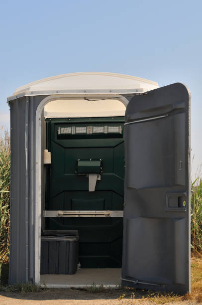 Best Portable bathroom rental  in Lee Acres, NM